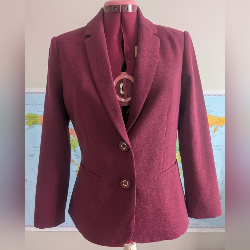 Le Chateau Women's Burgundy Blazer